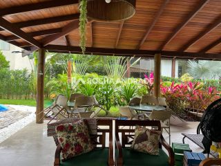 Cond. Alto da constância em Praia do Forte, Casa 4 suítes, piscina, 3 garagens e academia