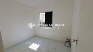 Ótimo Apartamento 2/4, Varanda, Térreo, na Aliomar Baleeiro