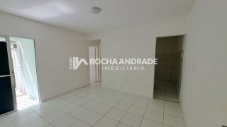 Ótimo Apartamento 2/4, Varanda, Térreo, na Aliomar Baleeiro