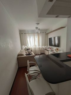 Apartamento Para Vender com 2 quartos 1 suíte no bairro Vila Laura em Salvador