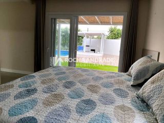 Casa de Condomínio Para Vender com 6 quartos 6 suítes no bairro Guarajuba em Camaçari