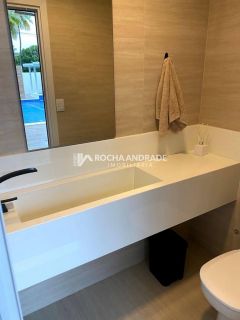 Casa de Condomínio Para Vender com 6 quartos 6 suítes no bairro Guarajuba em Camaçari