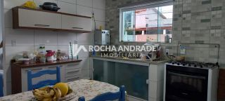 Casa de Condomínio Para Vender com 5 quartos 3 suítes no bairro Vila de Abrantes em Camaçari