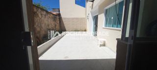 Casa de Condomínio Para Vender com 5 quartos 3 suítes no bairro Vila de Abrantes em Camaçari