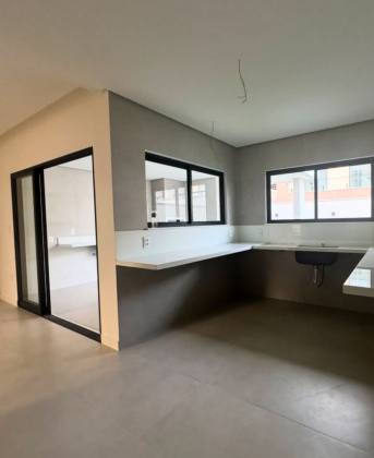 Casa 4/4 em Catu de Abrantes