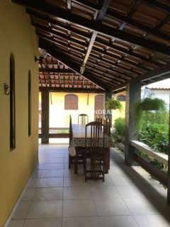 Excelente casa em Guarajuba