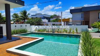 Casa de Condomínio Para Vender com 6 suítes em Guarajuba.