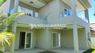 Casa de Condomínio Para Vender com 6 suítes em Guarajuba.