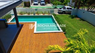 Casa de Condomínio Para Vender com 6 suítes em Guarajuba.