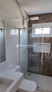 Casa de Condomínio Para Vender com 6 suítes em Guarajuba.