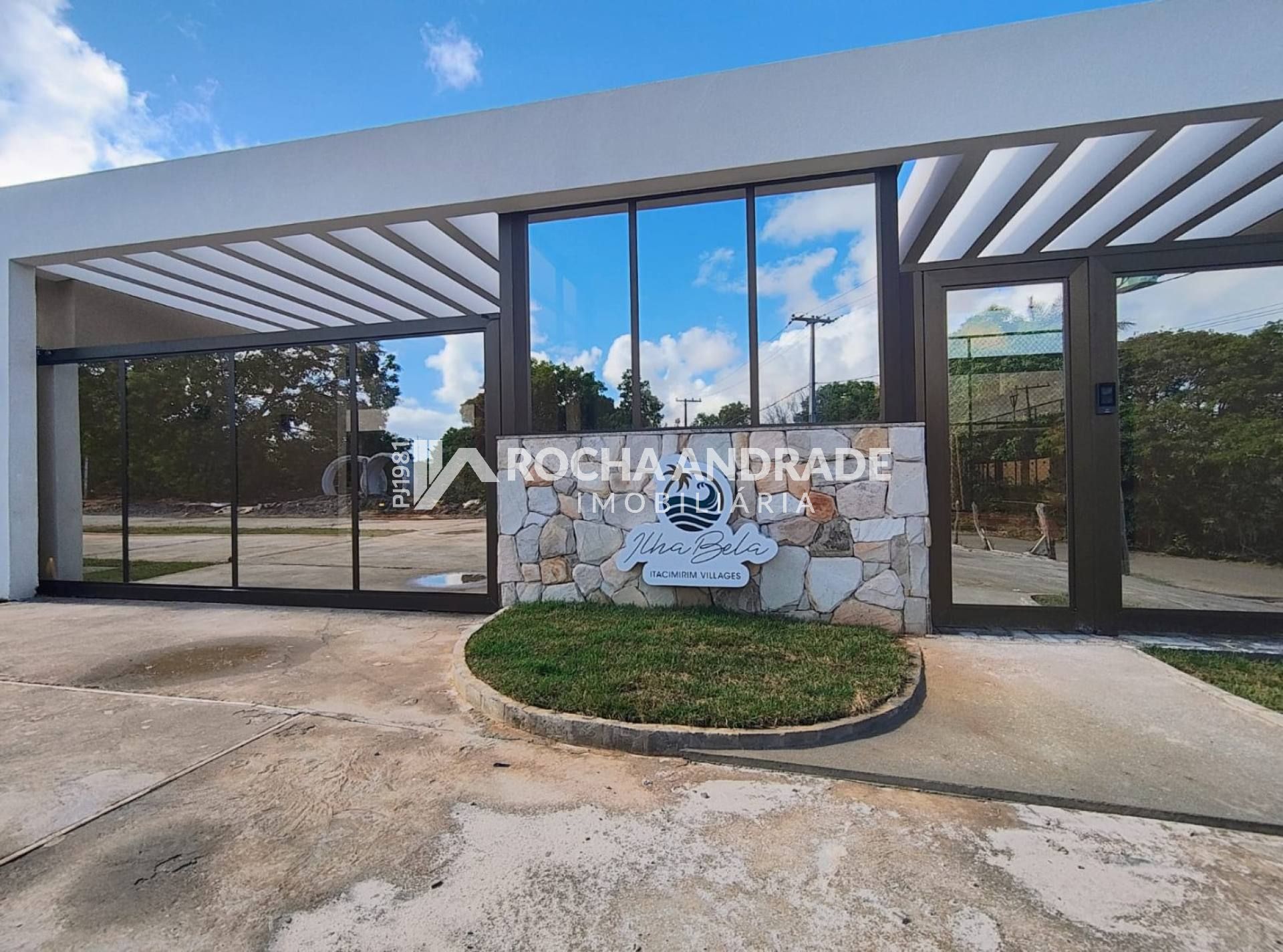 Village térreo 2 suítes em Itacimirim