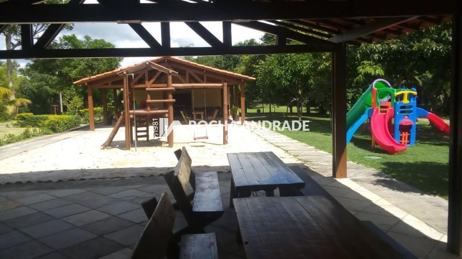 Terreno a venda, 1112 m² por R$ 380.000,00 - Centro Industrial de Aratu - Simões Filho/BA