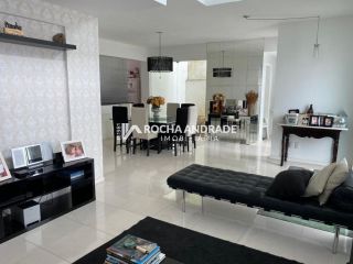 Casa de Condomínio Para Vender com 4 quartos 4 suítes no bairro Abrantes em Camaçari