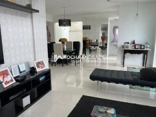 Casa de Condomínio Para Vender com 4 quartos 4 suítes no bairro Abrantes em Camaçari