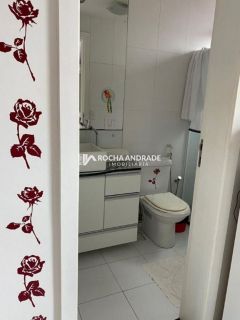 Casa de Condomínio Para Vender com 4 quartos 4 suítes no bairro Abrantes em Camaçari