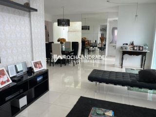 Casa de Condomínio Para Vender com 4 quartos 4 suítes no bairro Abrantes em Camaçari