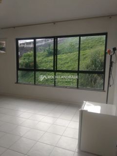 Sala Comercial Para Vender no bairro Garibaldi em Salvador