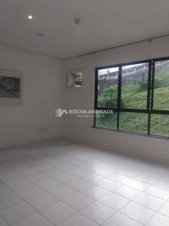 Sala Comercial Para Vender no bairro Garibaldi em Salvador