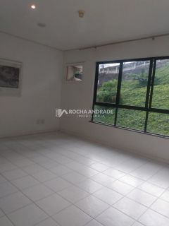 Sala Comercial Para Vender no bairro Garibaldi em Salvador