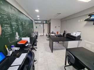 Sala na ACM para Venda, 70M², 2 VAGAS.