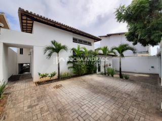 Casa com 4 Quartos/ 4 suítes em Vilas do Atlântico