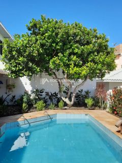 Casa com 4 Quartos/ 4 suítes em Vilas do Atlântico