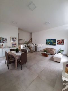 Casa com 4 Quartos/ 4 suítes em Vilas do Atlântico