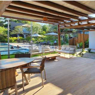 Casa de Condomínio Praia do Forte à venda com 3/4 e 2 suítes