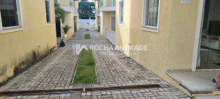 Casa Para Vender com 4 quartos 3 suítes no bairro Ipitanga em Lauro De Freitas