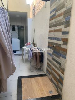 Casa Para Vender com 4 quartos 3 suítes no bairro Ipitanga em Lauro De Freitas