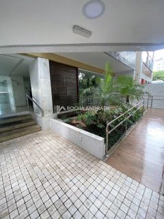 Apartamento Para Vender com 4 quartos 1 suíte no bairro Campo Grande em Salvador