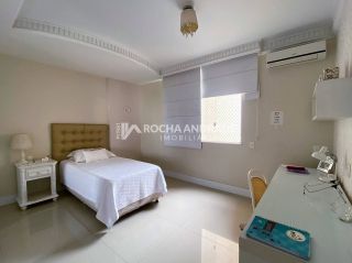 Apartamento Para Vender com 4 quartos 1 suíte no bairro Campo Grande em Salvador