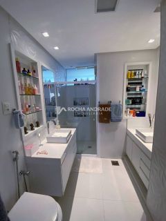 Apartamento Para Vender com 4 quartos 1 suíte no bairro Campo Grande em Salvador