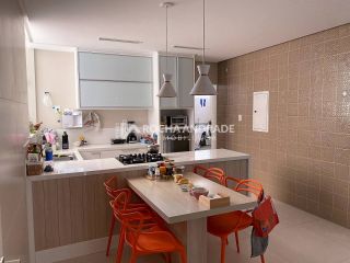 Apartamento Para Vender com 4 quartos 1 suíte no bairro Campo Grande em Salvador