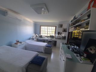 Casa de Condomínio Para Vender com 4 quartos 2 suítes no bairro Itapuã em Salvador