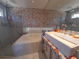 Casa de Condomínio Para Vender com 4 quartos 2 suítes no bairro Itapuã em Salvador