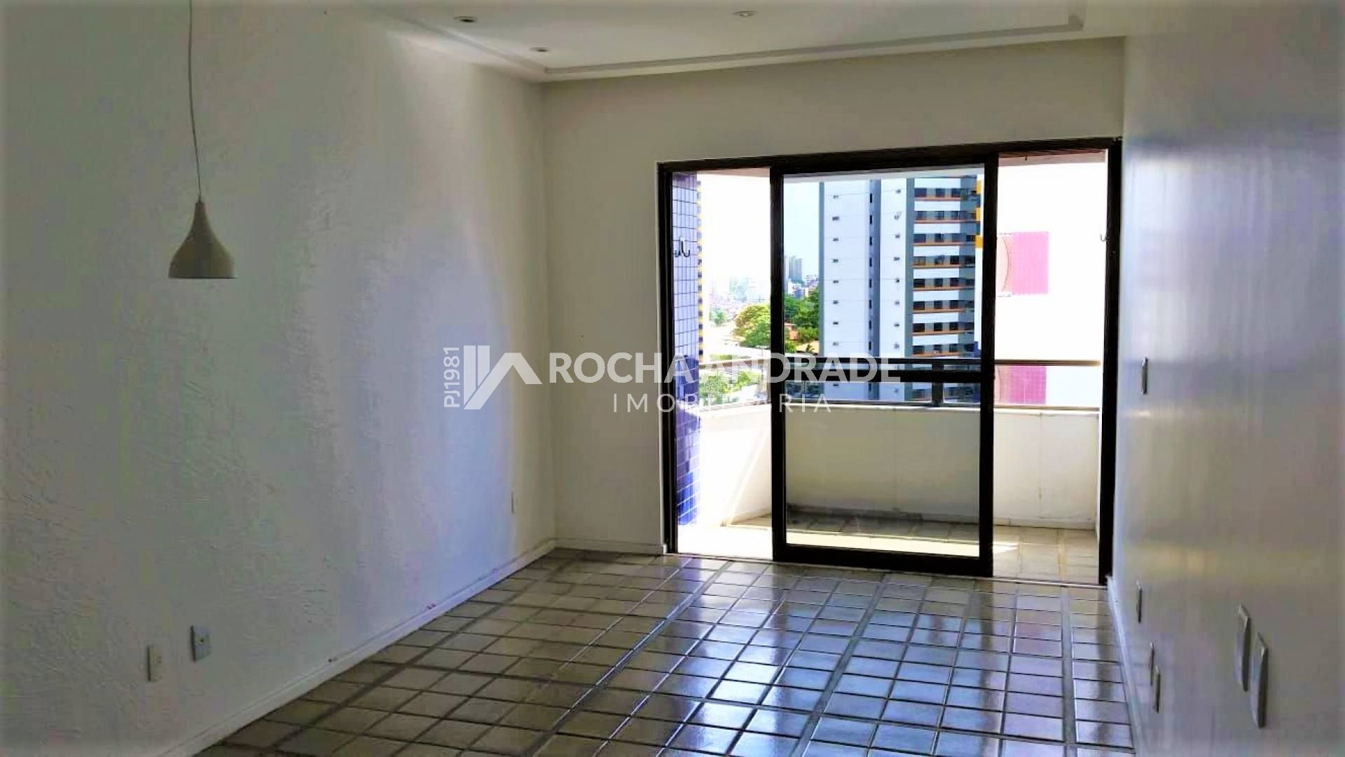 Apartamento 2/4 sendo 1 suíte, Varanda, Vaga de garagem - Cidade Jardim