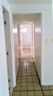 Apartamento 2/4 sendo 1 suíte, Varanda, Vaga de garagem - Cidade Jardim