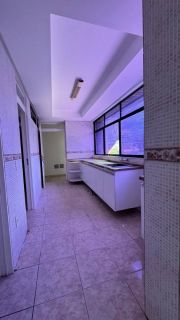 Apartamento no 1º andar do Edifício Santa Ana