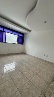 Apartamento no 1º andar do Edifício Santa Ana