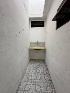 Casa Para Vender com 4 quartos 2 suítes