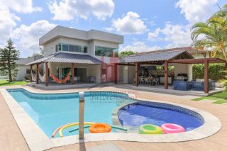 Linda Casa em Condomínio c/ Piscina e Espaço Gourmet - Porteira Fechada