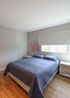 Linda Casa em Condomínio c/ Piscina e Espaço Gourmet - Porteira Fechada