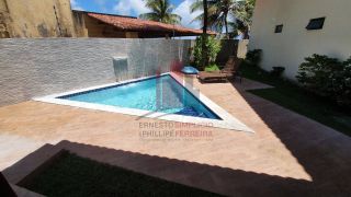 Bangalô com 2 Suites e 2 Quartos com Piscina Privativa