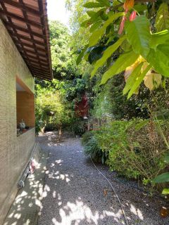 Bela Casa em Cond. em Aldeia com 280m² 3 Suítes