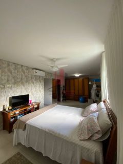 Bela Casa em Cond. em Aldeia com 280m² 3 Suítes