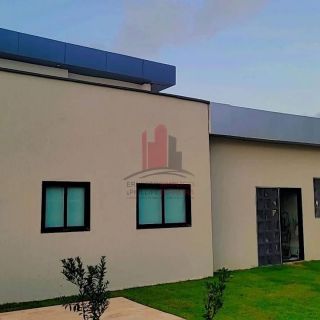 Linda Casa em Condomínio Novo em Aldeia com 5 Suítes