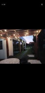 Linda Casa em Condomínio Novo em Aldeia com 5 Suítes