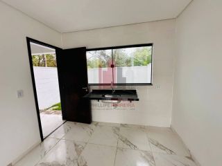 BAIXOU E FACILITOU - Casa Duplex em Aldeia com 3 Quartos sendo 2 Suítes com 80m²