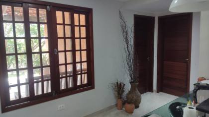 Casa Fora de Cond. 2 Quartos sendo 1 Suíte 180m